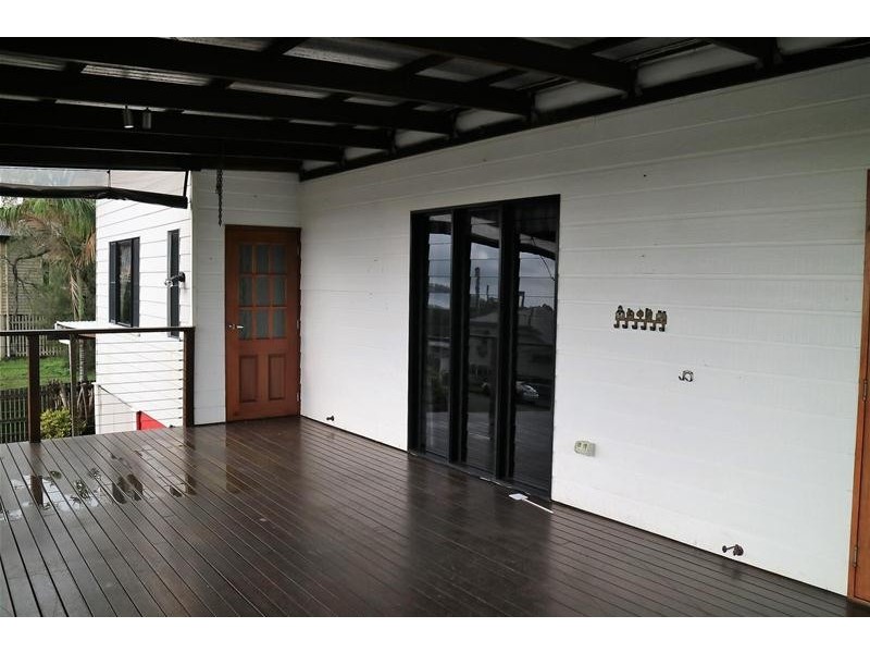 5 Heron Street, Sarina QLD 4737