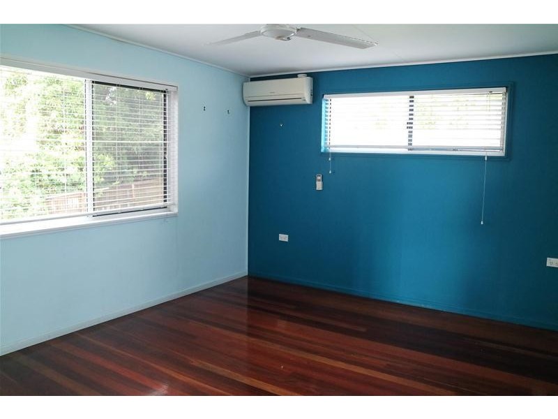 5 Heron Street, Sarina QLD 4737