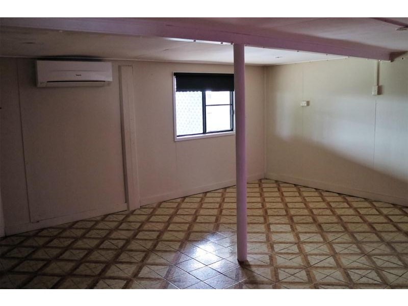 5 Heron Street, Sarina QLD 4737