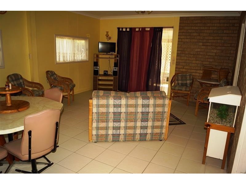 104 Colonial Drive, Clairview QLD 4741