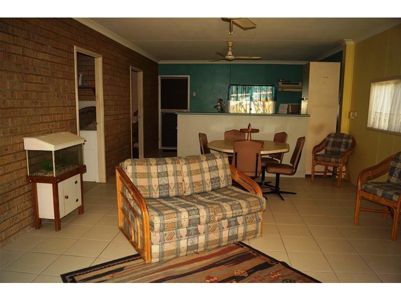 104 Colonial Drive, Clairview QLD 4741