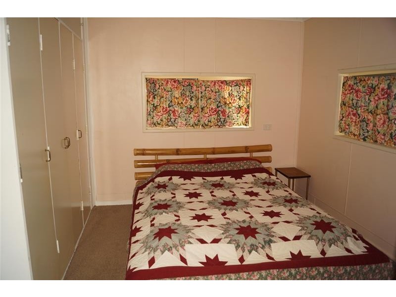 104 Colonial Drive, Clairview QLD 4741