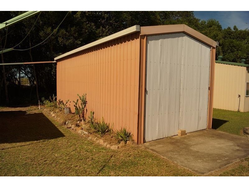 104 Colonial Drive, Clairview QLD 4741