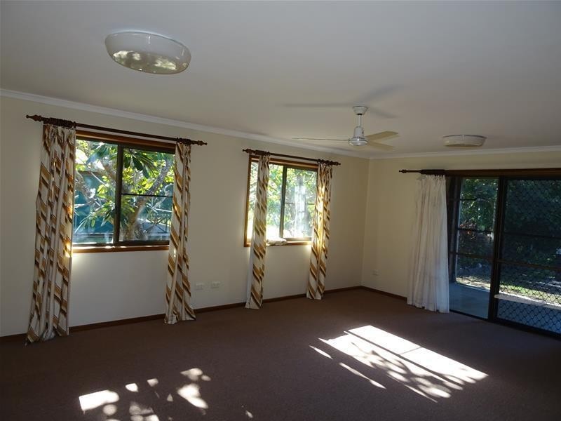 56 Edmunds Avenue, Hay Point QLD 4740