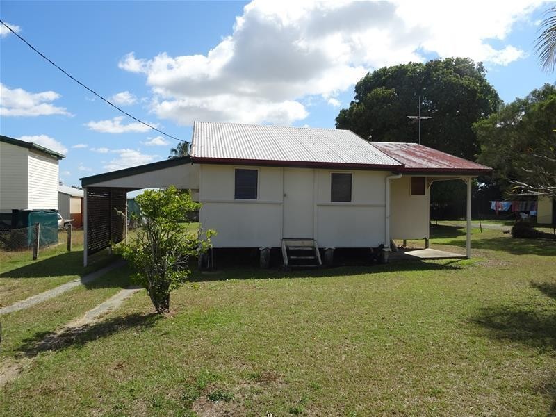 5 Place Avenue, Sarina QLD 4737