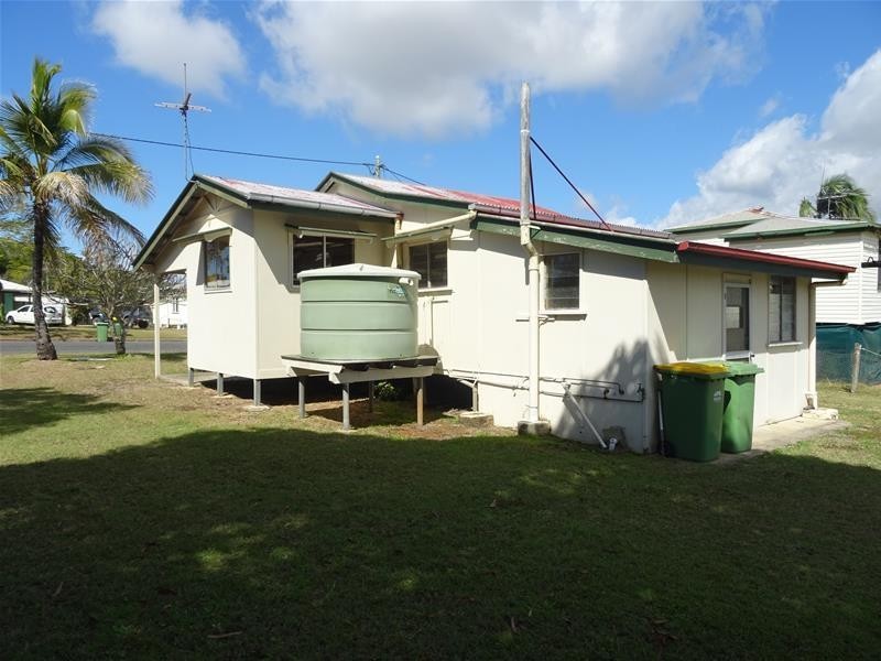 5 Place Avenue, Sarina QLD 4737