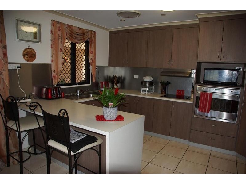 14 Cilla Hill Court, Sarina Beach QLD 4737