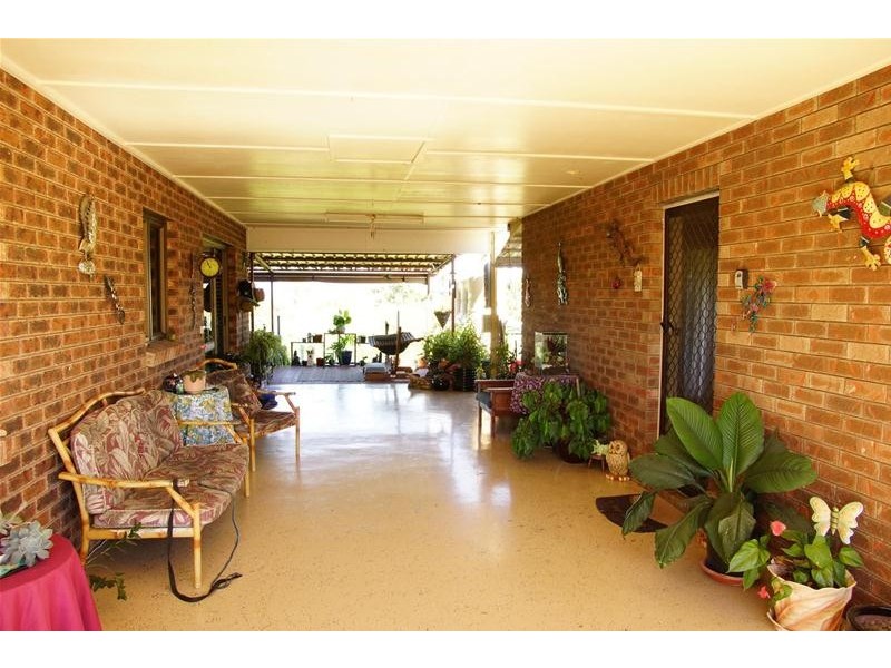 14 Cilla Hill Court, Sarina Beach QLD 4737