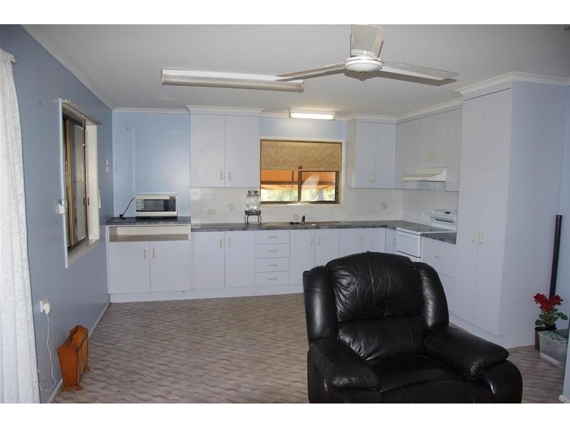 14 Cilla Hill Court, Sarina Beach QLD 4737