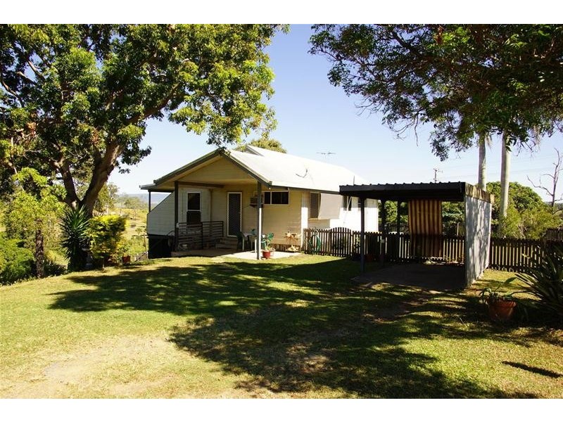 14 Cilla Hill Court, Sarina Beach QLD 4737