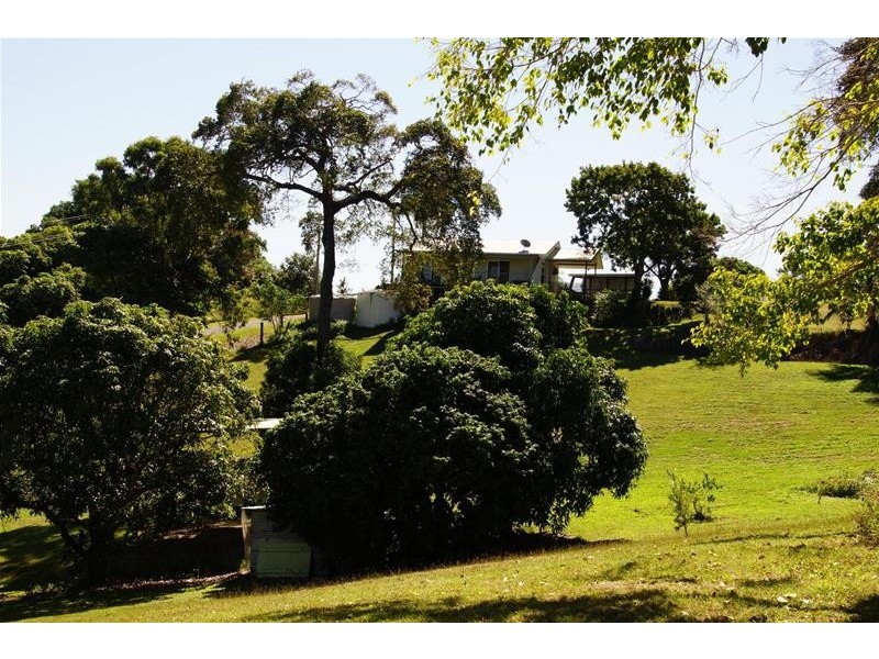 14 Cilla Hill Court, Sarina Beach QLD 4737