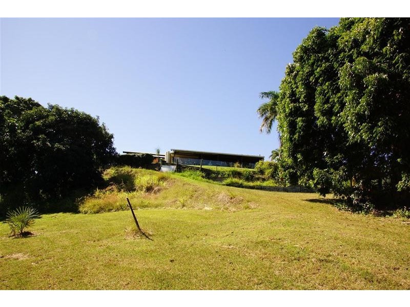 14 Cilla Hill Court, Sarina Beach QLD 4737