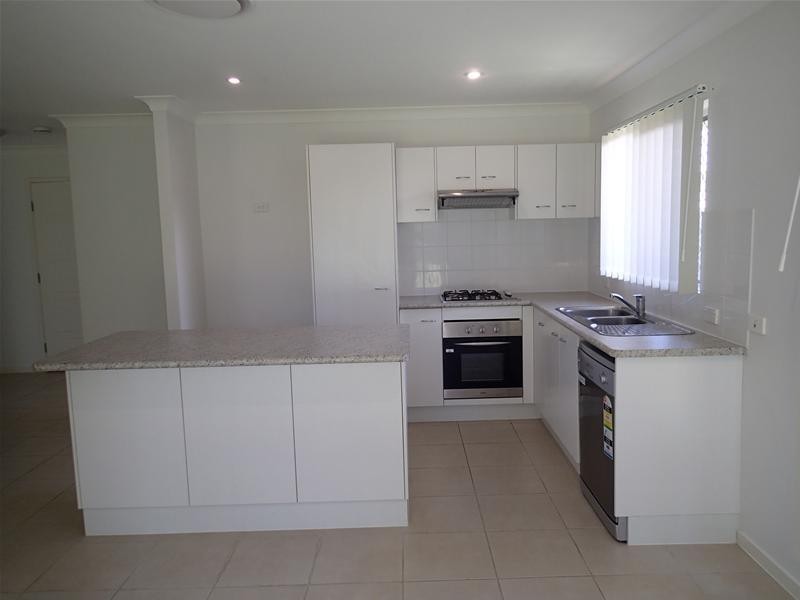 9 Rosemarie Court, Armstrong Beach QLD 4737