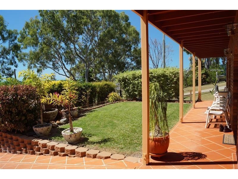 2 Antoney Lane, Sarina Beach QLD 4737