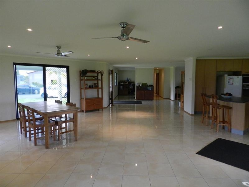 873 Sarina Beach Road, Sarina Beach QLD 4737