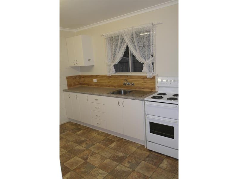 3/41 Zelma Street, Grasstree Beach QLD 4740