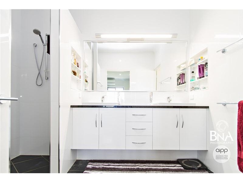 5 Dawlish Road, Sarina QLD 4737