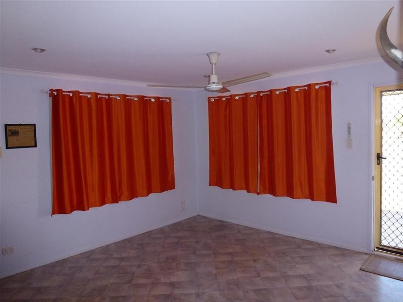 49 Reynolds Street, Nebo QLD 4742