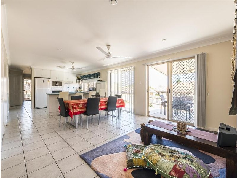 33 Kidston Avenue, Rural View QLD 4740