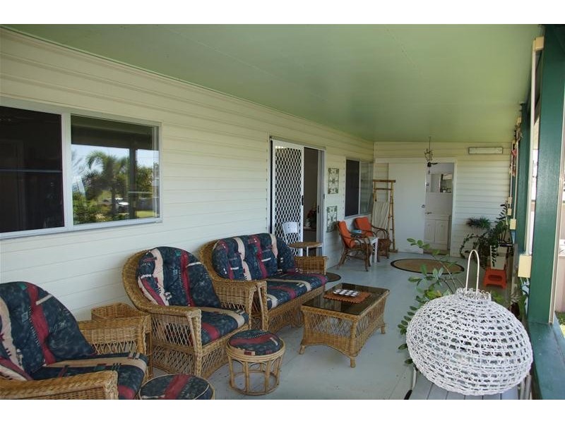 83 Zelma Street, Grasstree Beach QLD 4740