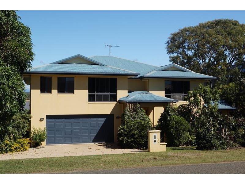 3 Sarina Coast Road, Sarina Beach QLD 4737