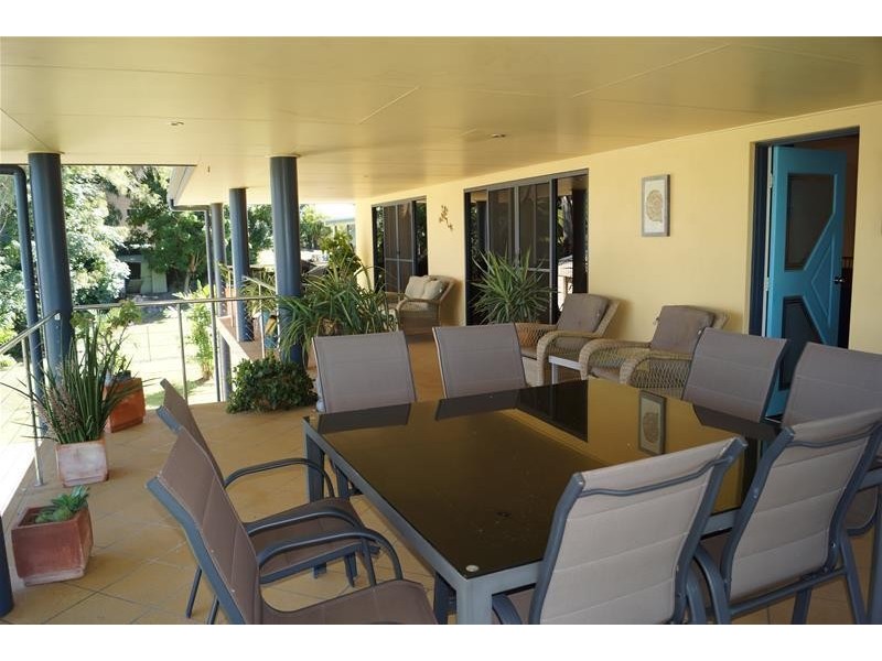 3 Sarina Coast Road, Sarina Beach QLD 4737