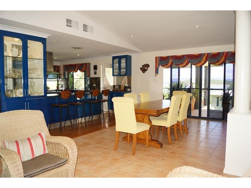 3 Sarina Coast Road, Sarina Beach QLD 4737