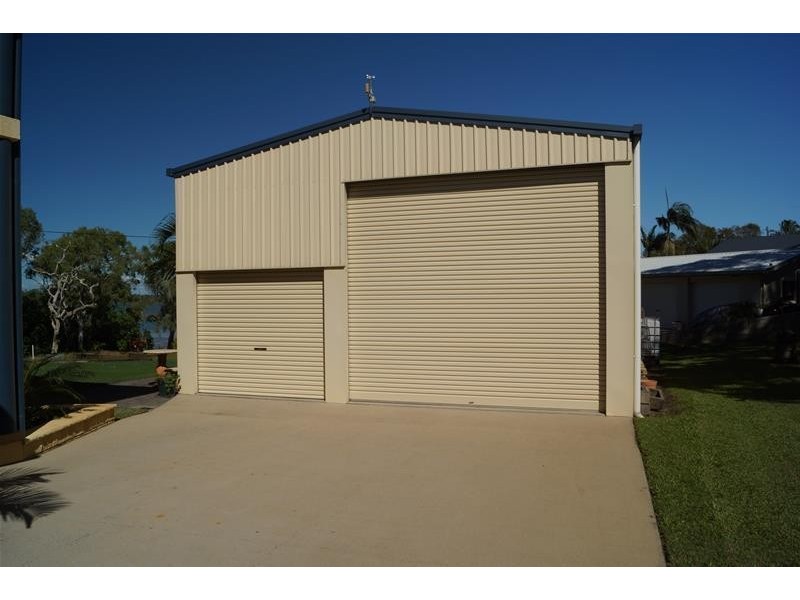 3 Sarina Coast Road, Sarina Beach QLD 4737