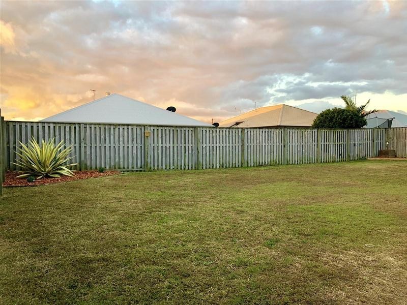 26 Galleon Circuit, Bucasia QLD 4750