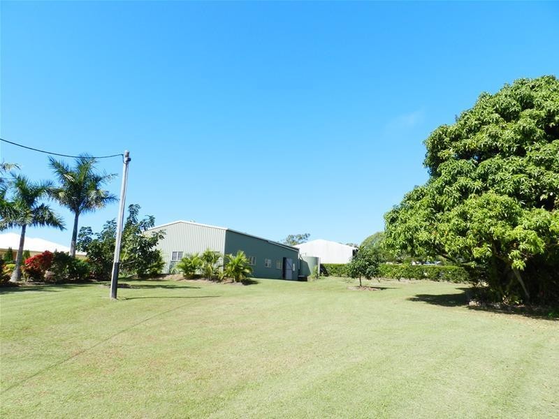 949 Grasstree Road, Sarina Beach QLD 4737