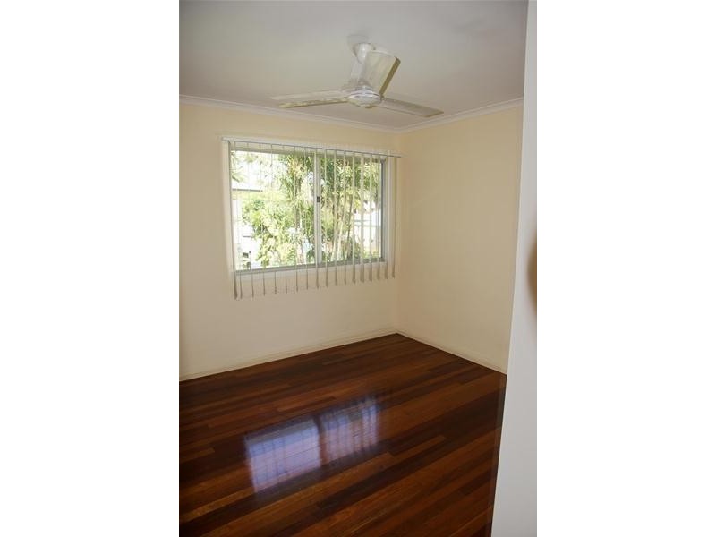 6 Kathleen Street, Sarina QLD 4737