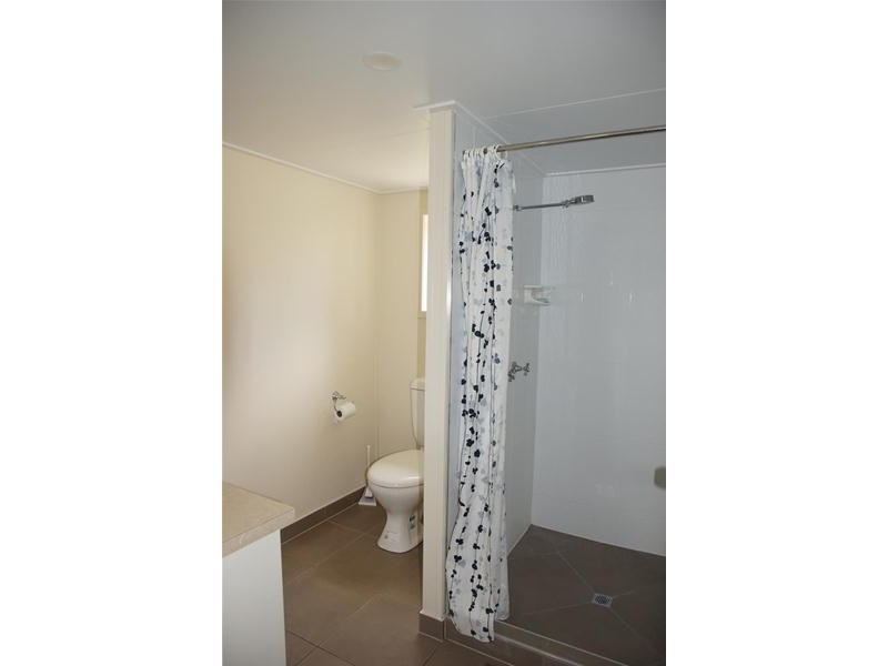 6 Kathleen Street, Sarina QLD 4737