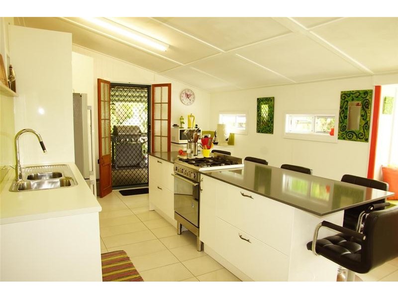 42 Anzac Street, Sarina QLD 4737