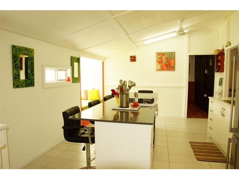 42 Anzac Street, Sarina QLD 4737