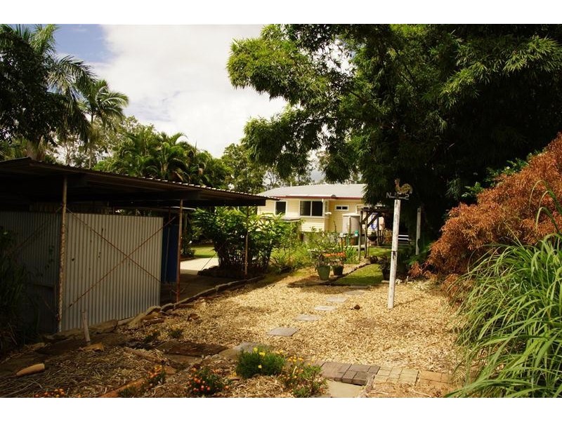42 Anzac Street, Sarina QLD 4737