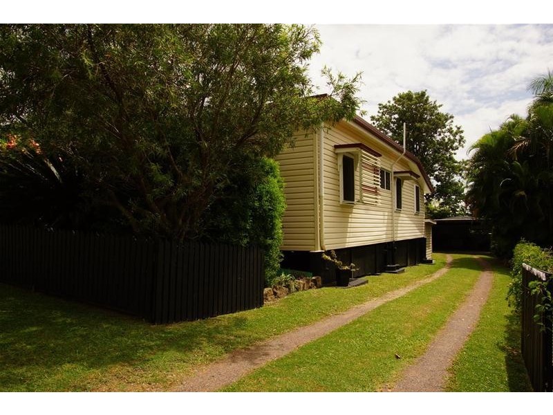 42 Anzac Street, Sarina QLD 4737