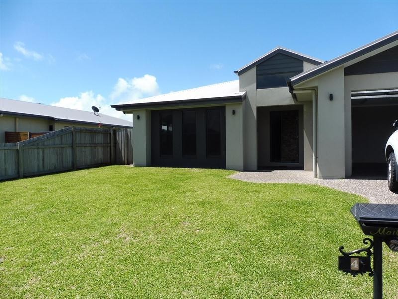 4 Colonial Street, Ooralea QLD 4740