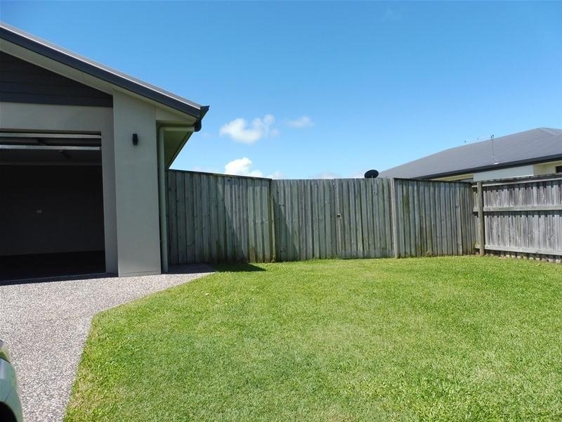4 Colonial Street, Ooralea QLD 4740