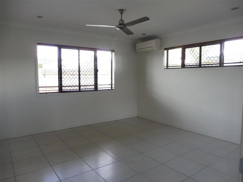 4 Colonial Street, Ooralea QLD 4740