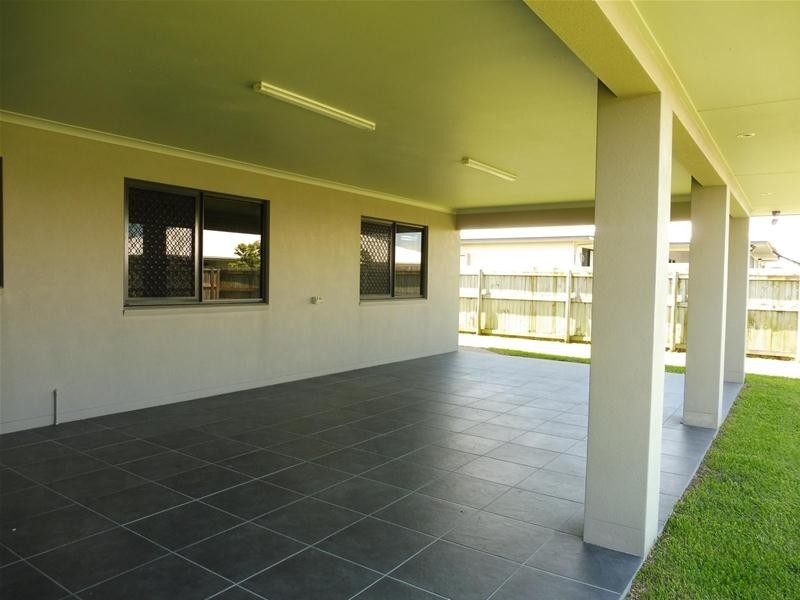 4 Colonial Street, Ooralea QLD 4740