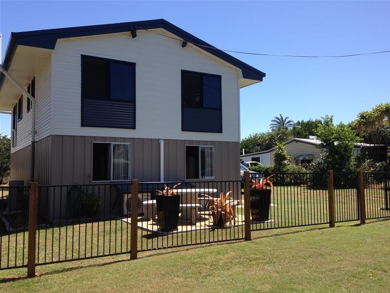 18 McCarthy Street, Hay Point QLD 4740