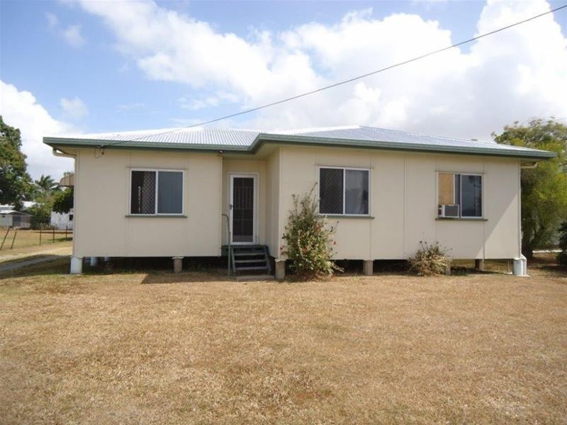 389 Skakespeare Street, West Mackay QLD 4740