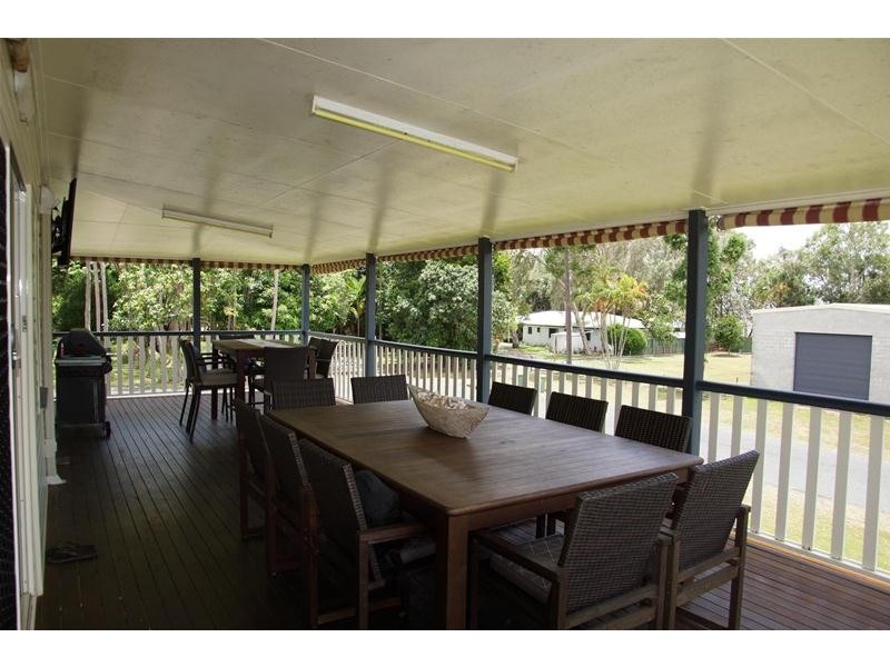 1 Deguara Avenue, Armstrong Beach QLD 4737