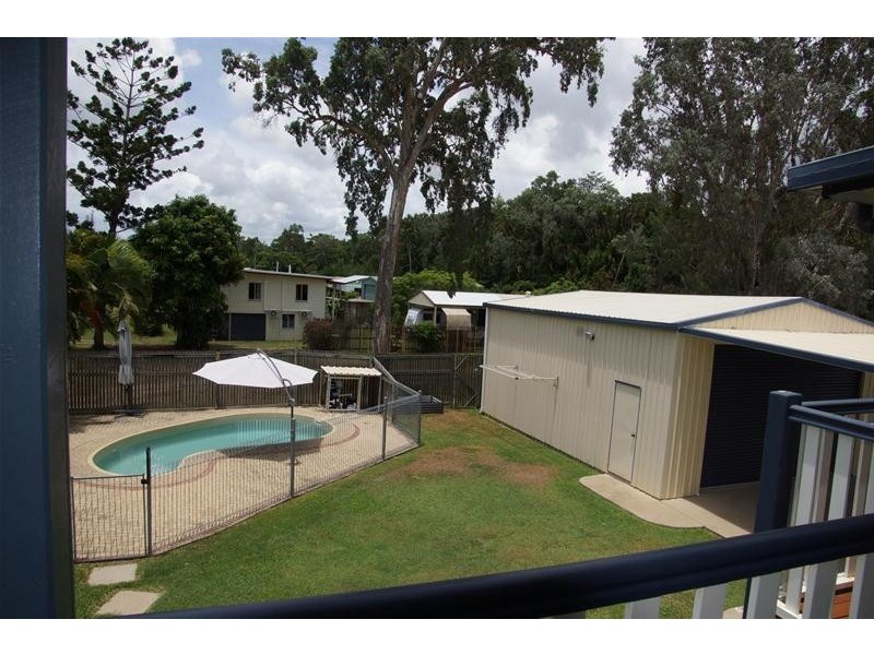 1 Deguara Avenue, Armstrong Beach QLD 4737