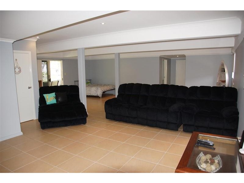 1 Deguara Avenue, Armstrong Beach QLD 4737