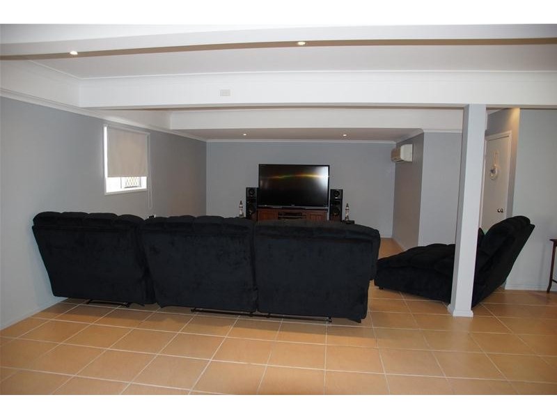 1 Deguara Avenue, Armstrong Beach QLD 4737