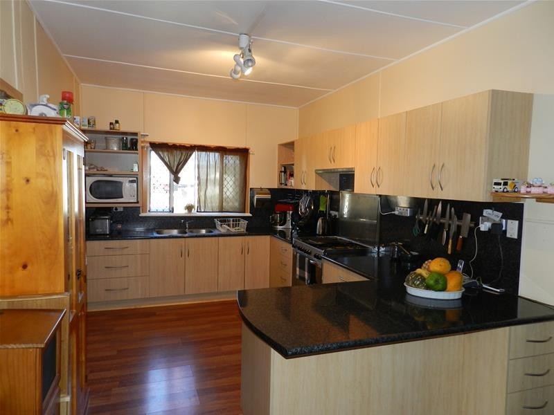 28 Graham Street, Koumala QLD 4738