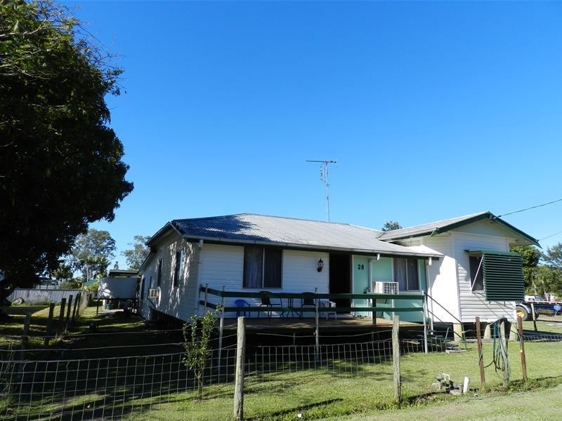 28 Graham Street, Koumala QLD 4738