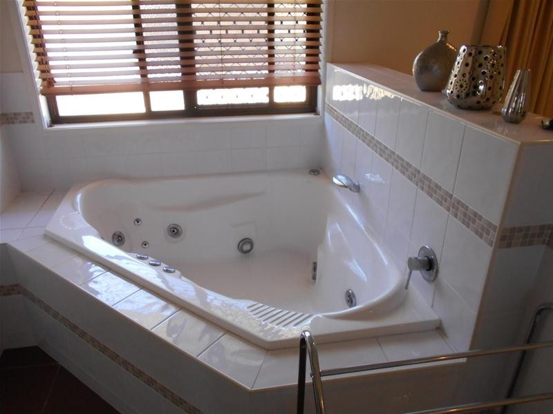 3 Corymbia Court, Andergrove QLD 4740