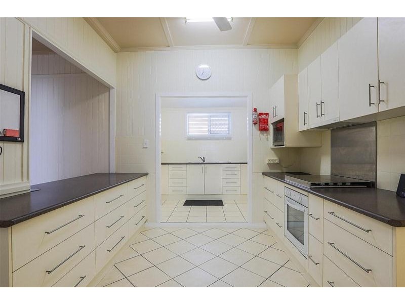 54 Wellington Street, Mackay QLD 4740